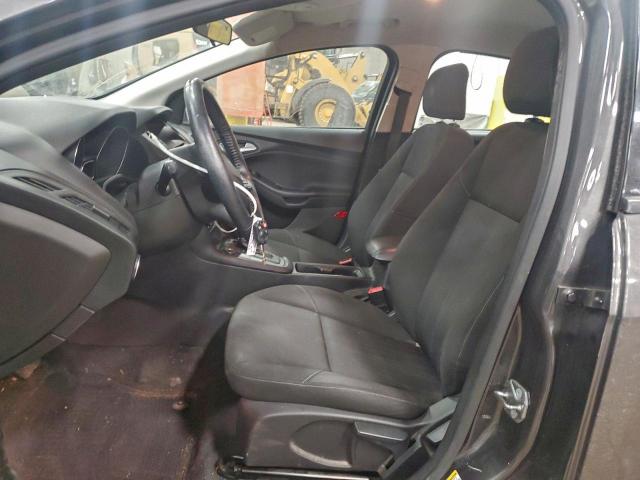 Ford Focus Se Image 6