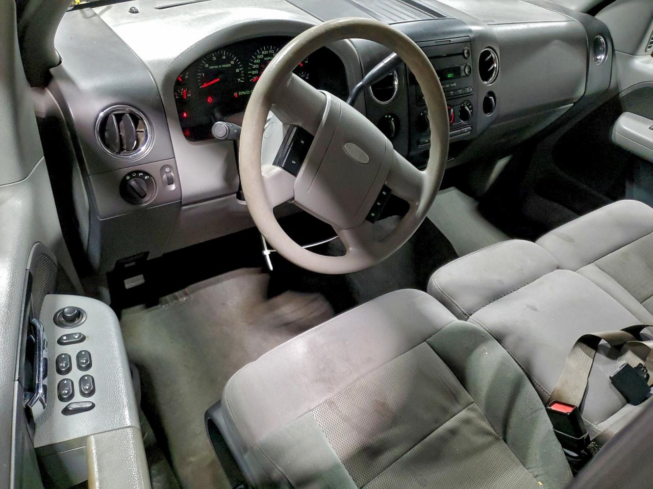 Ford F-150 Supercrew Image 3