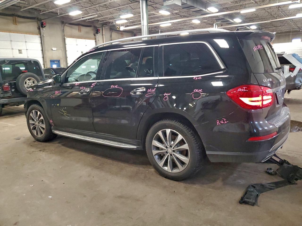 Mercedes-Benz G-Class 450 4matic Image 14