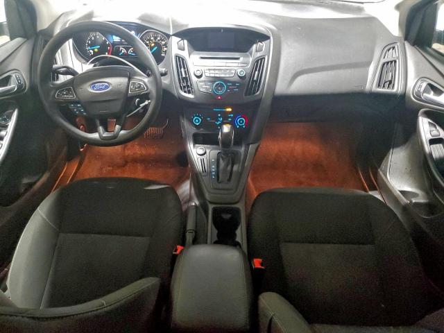 Ford Focus Se Image 11