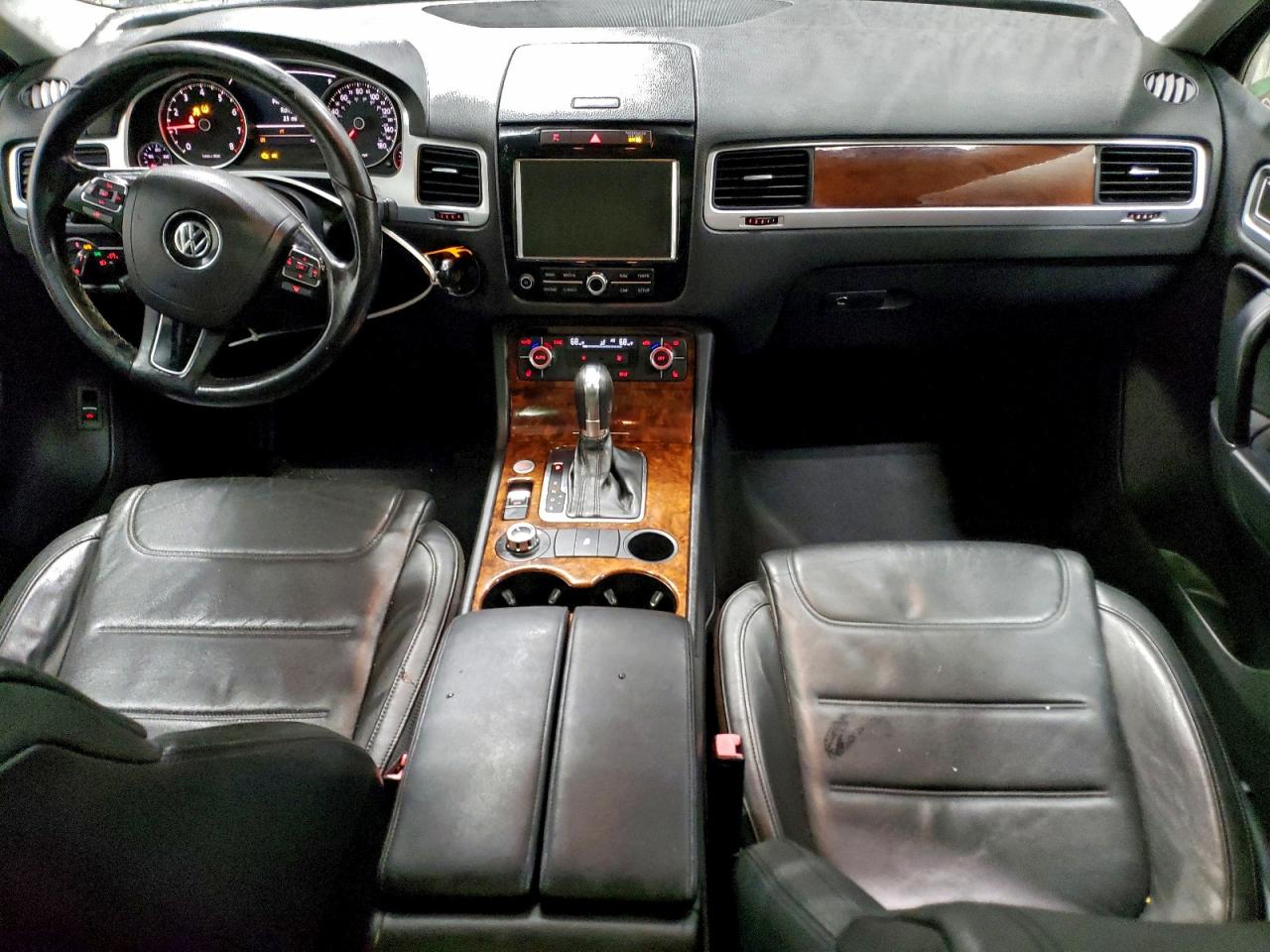 Volkswagen Touareg V6 Image 11