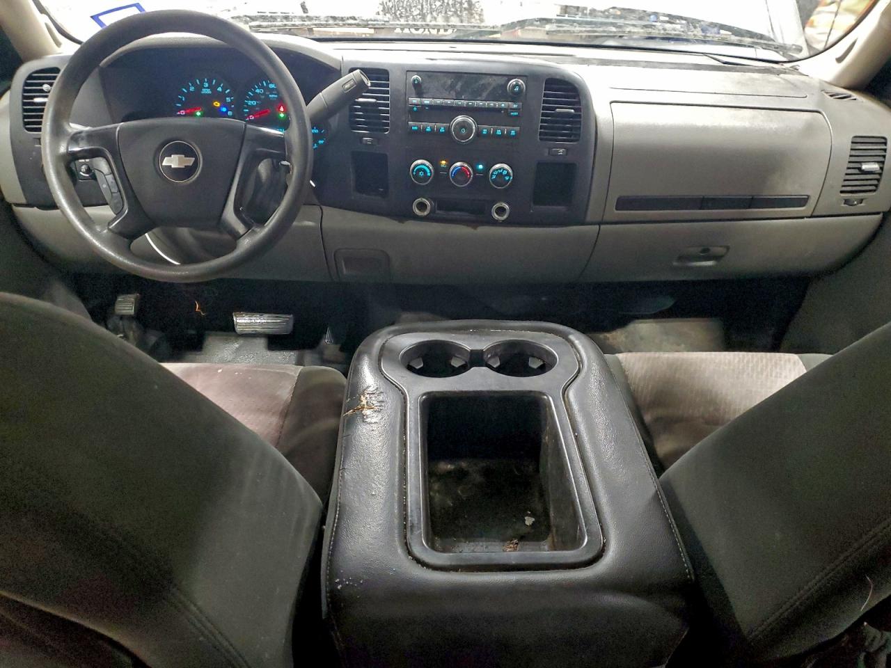 Chevrolet Silverado C1500 Image 11