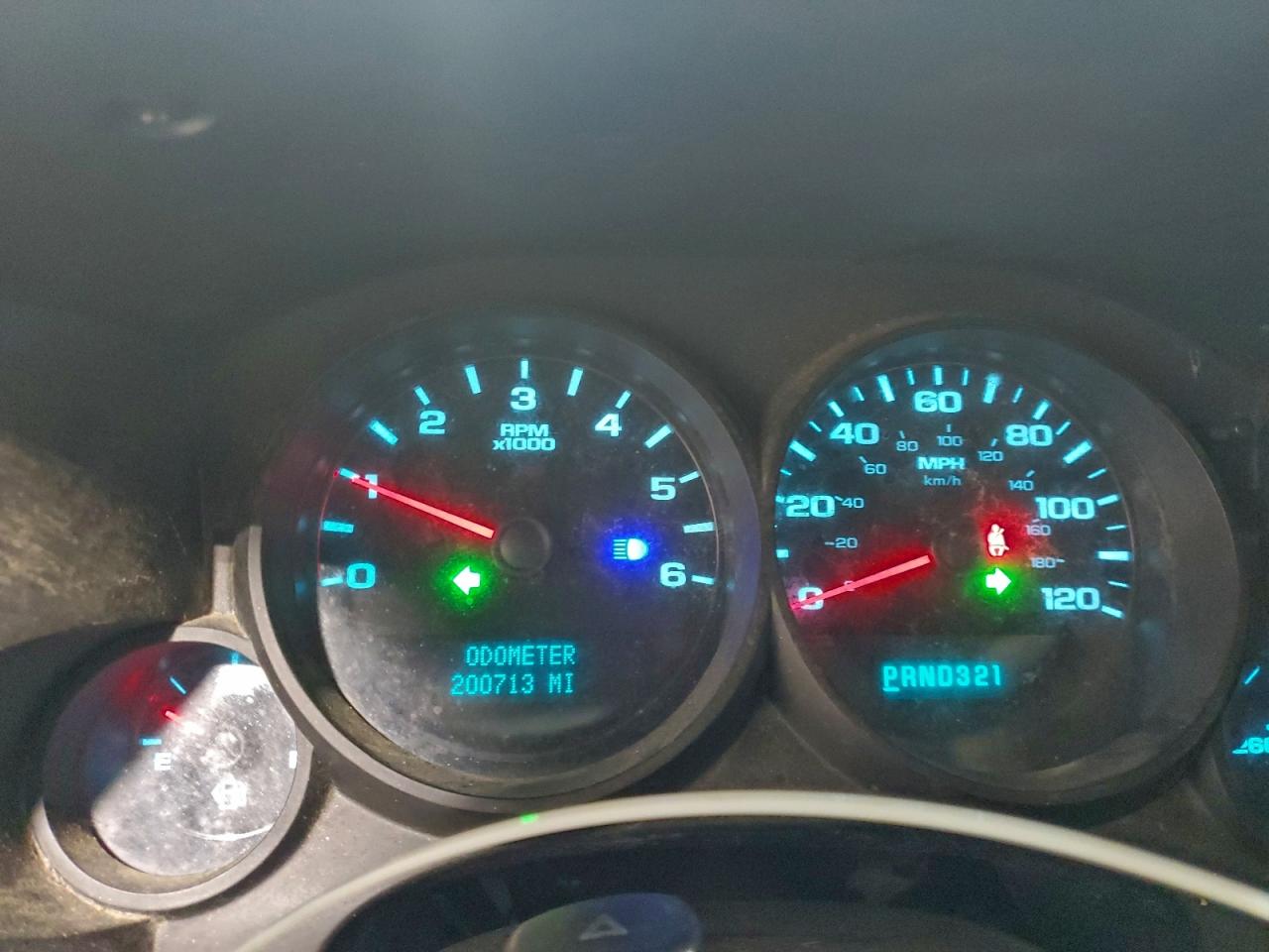 Chevrolet Silverado C1500 Image 3