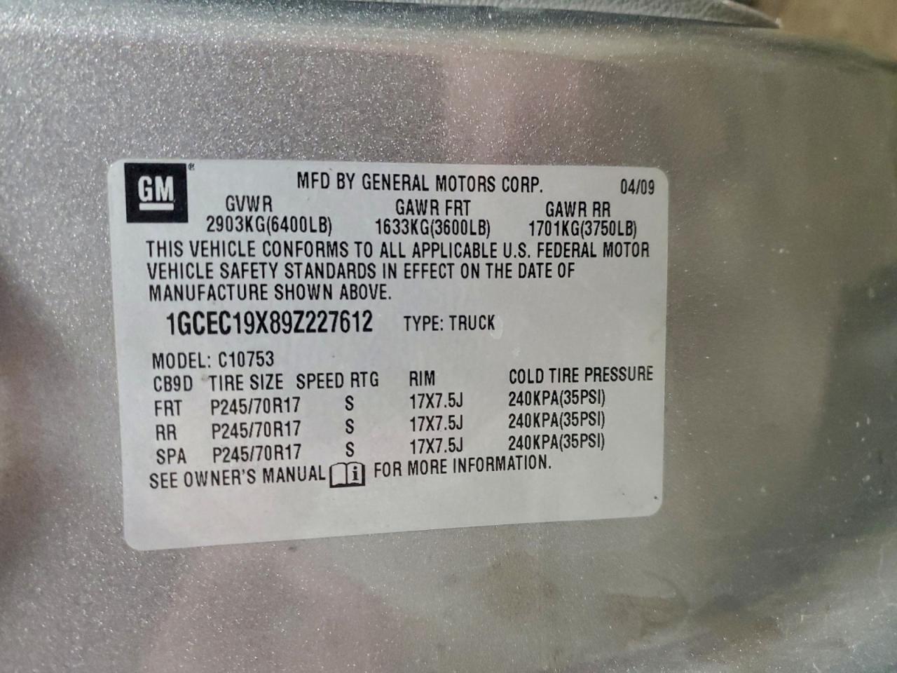 Chevrolet Silverado C1500 Image 10