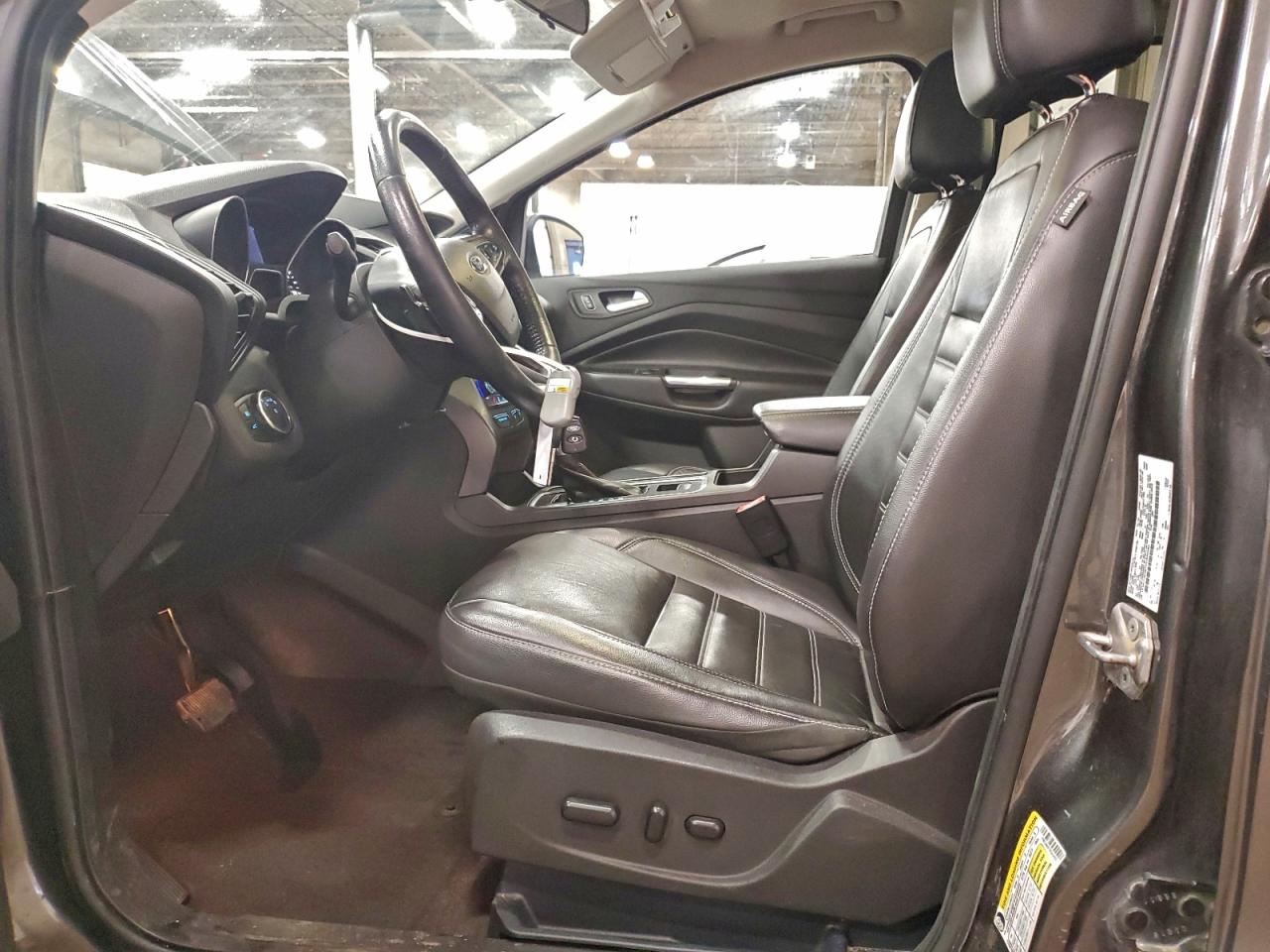 Ford Escape Se Image 6