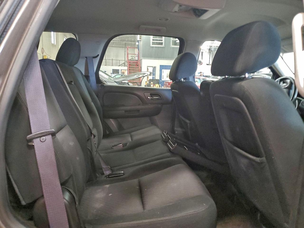 Chevrolet Tahoe K1500 Ls Image 13