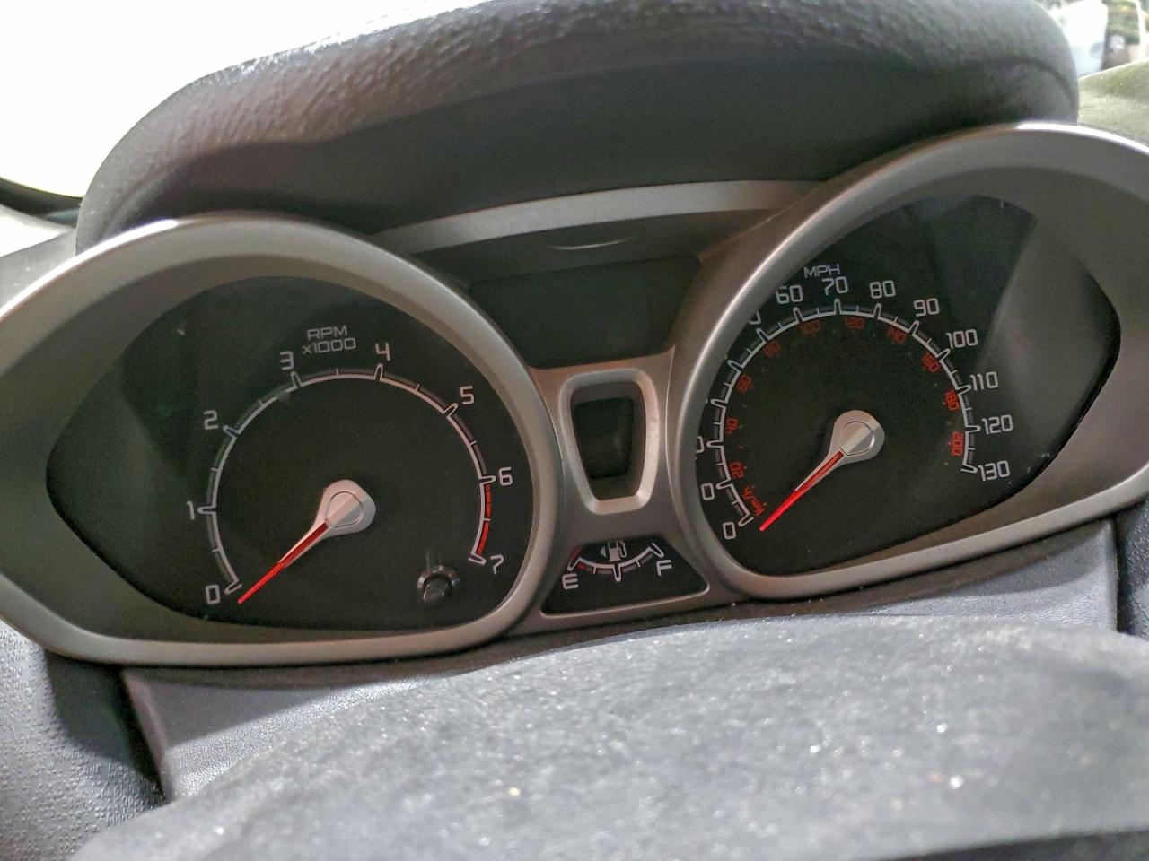 Ford Fiesta Se Image 11