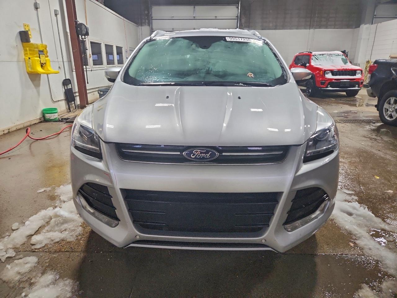 Ford Escape Titanium Image 3