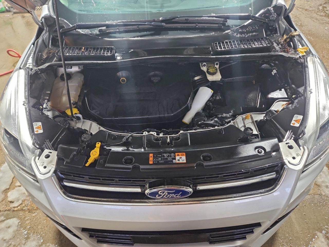 Ford Escape Titanium Image 8