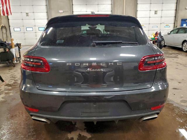 Porsche Macan Image 12