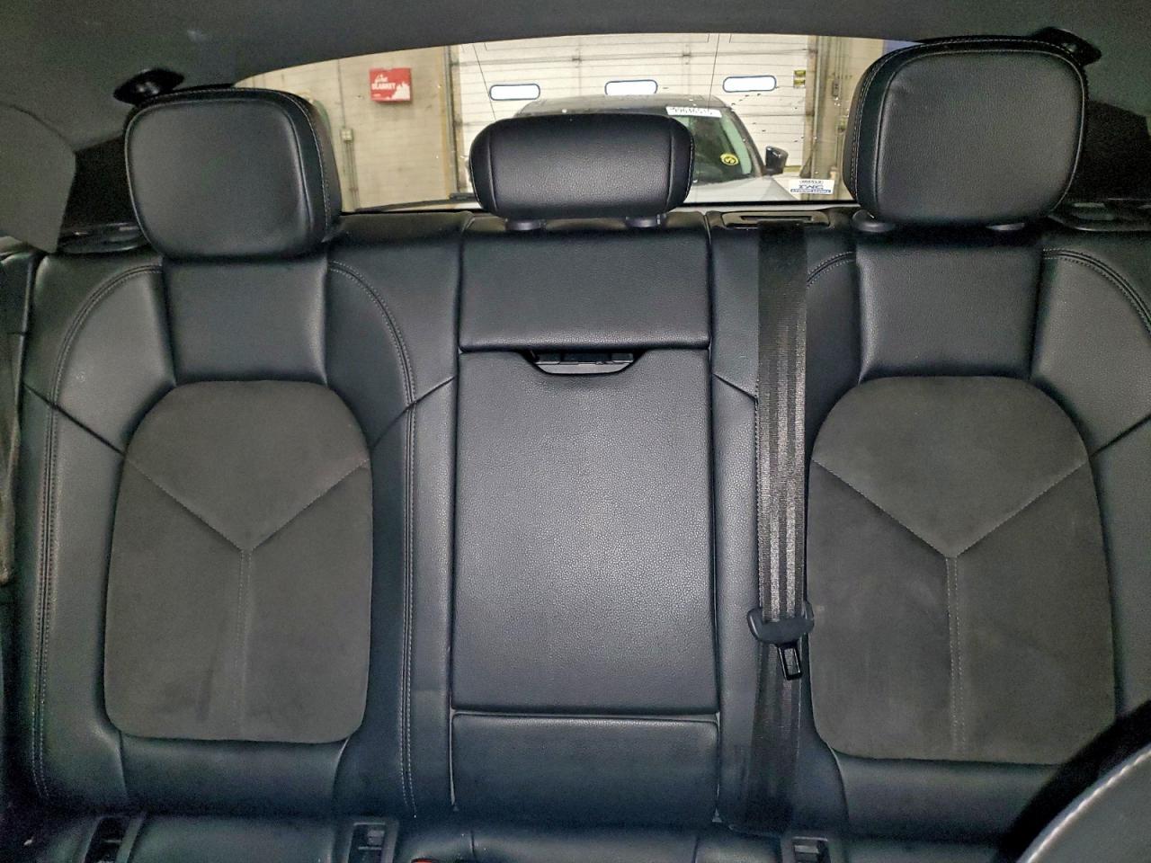 Porsche Macan Image 7