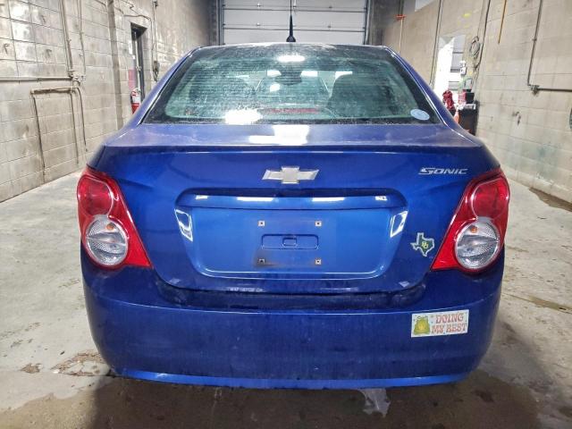 Chevrolet Sonic Ls Image 4