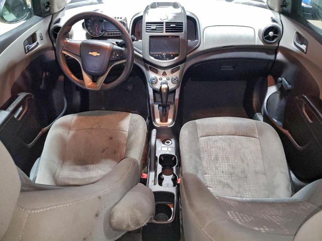 Chevrolet Sonic Ls Image 12